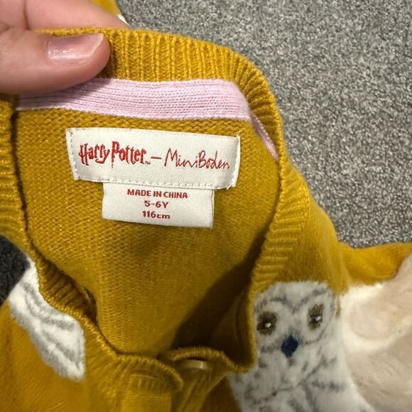 Mini Boden Harry Potter Hedwig Owl Design Cardigan Sweater Sz 5-6 - Picture 5 of 5